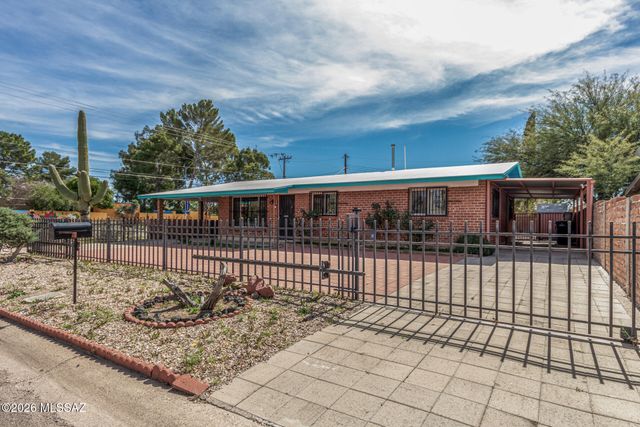 3866 E Edison Place, Tucson, AZ 85716