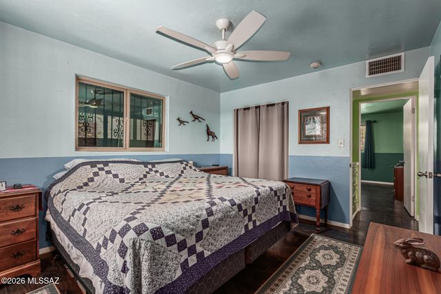 3866 E Edison Place, Tucson, AZ 85716