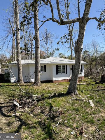 646 N Main Street, Swainsboro, GA 30401