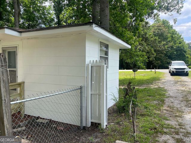 646 N Main Street, Swainsboro, GA 30401