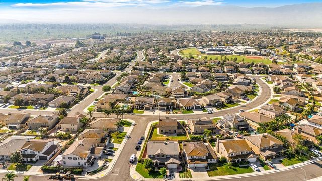 14333 Wolfhound, Eastvale, CA 92880