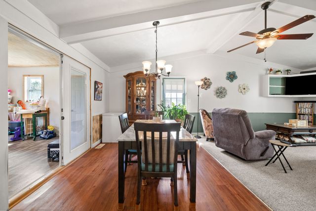 314 Kauai King Dr, Hopkinsville, KY 42240