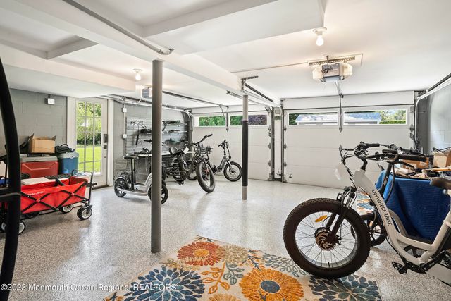 5 Pirates Cove Road, Little Silver, NJ 07739