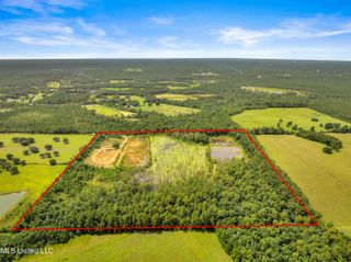 Road 357, Kiln, MS 39556