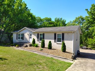 109 Long Rifle Rd, Smyrna, TN 37167