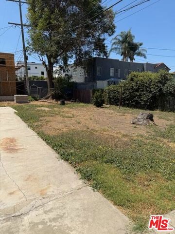 4014 W 30th Street, Los Angeles, CA 90016