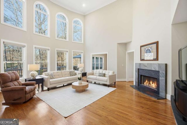 715 Crown Cove, Milton, GA 30004