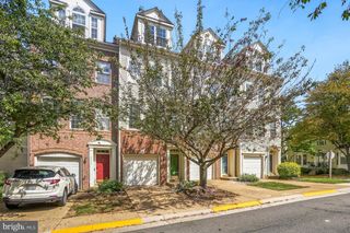 5313 CHIEFTAIN CIR, Alexandria, VA 22312