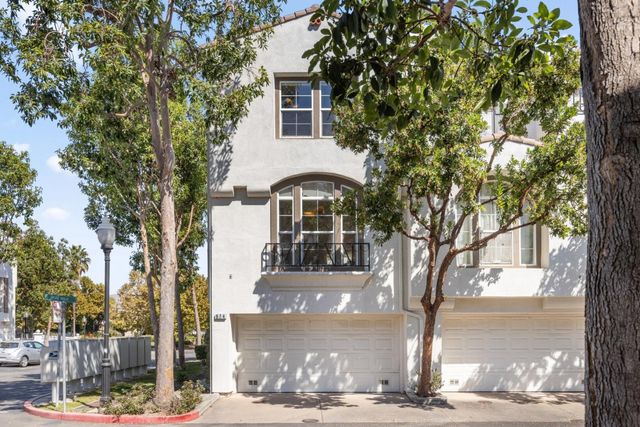 874 Fire Walk, Milpitas, CA 95035