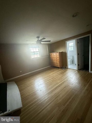 814 KENDRICK ST, Philadelphia, PA 19111