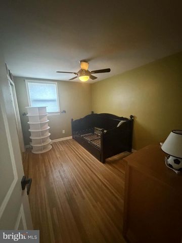 814 KENDRICK ST, Philadelphia, PA 19111