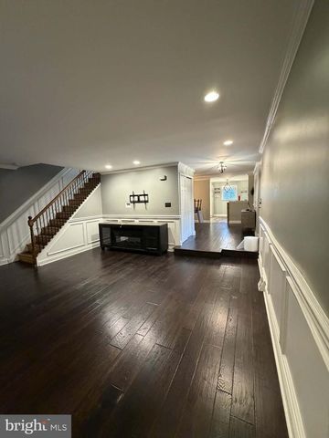 814 KENDRICK ST, Philadelphia, PA 19111