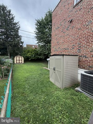 814 KENDRICK ST, Philadelphia, PA 19111