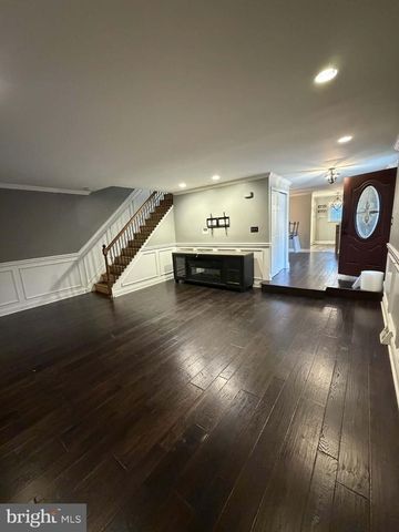 814 KENDRICK ST, Philadelphia, PA 19111