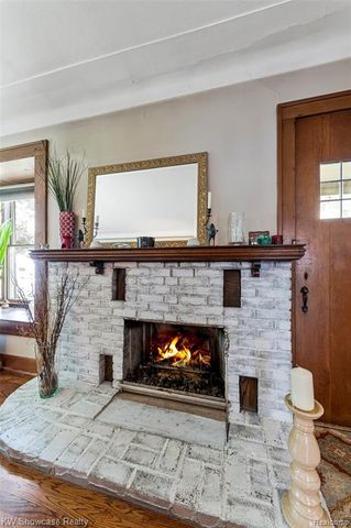 3980 Spencer Terrace, West Bloomfield, MI 48323