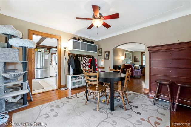3980 Spencer Terrace, West Bloomfield, MI 48323