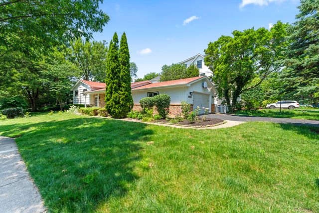 5654 S Washington Street, Hinsdale, IL 60521