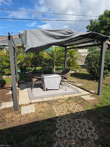 1330 7th AVE, Cape Coral, FL 33993