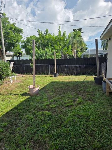 1330 7th AVE, Cape Coral, FL 33993