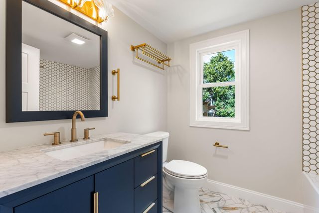 20-22 Glendale Lane, Harwich, MA 02645