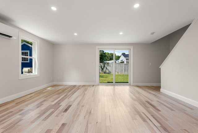 20-22 Glendale Lane, Harwich, MA 02645