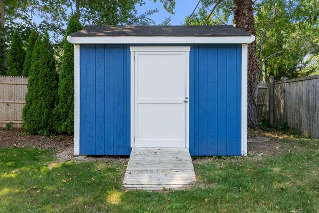20-22 Glendale Lane, Harwich, MA 02645