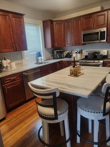 77 Verona St, Lynn, MA 01904