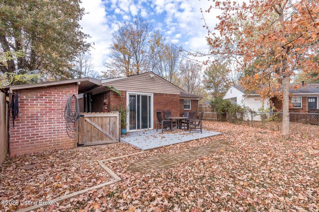 11502 Rock Bass Ct, Louisville, KY 40241