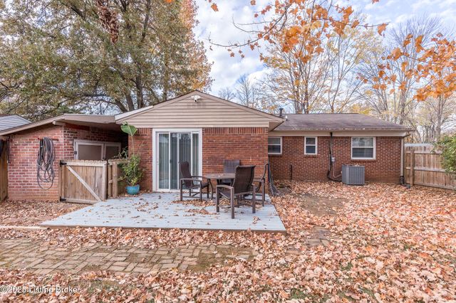 11502 Rock Bass Ct, Louisville, KY 40241