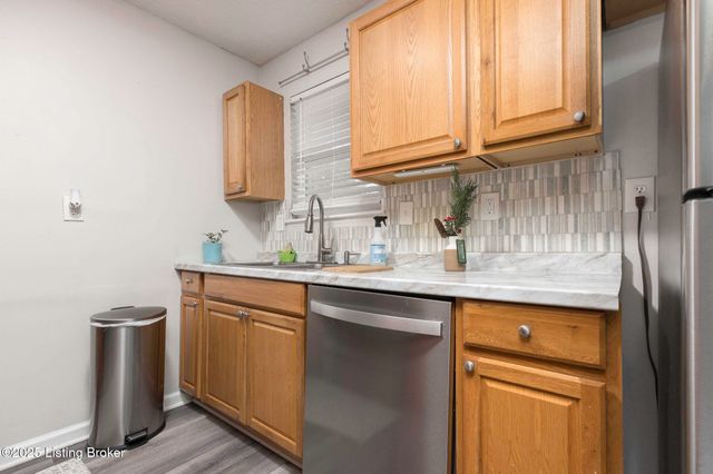 11502 Rock Bass Ct, Louisville, KY 40241