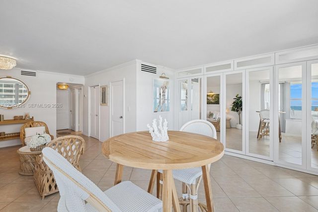 2899 Collins Ave 1025, Miami Beach, FL 33140