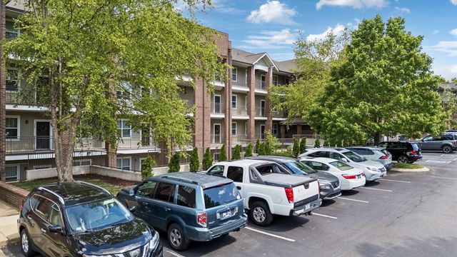 2310 Elliott Ave Apt 125, Nashville, TN 37204