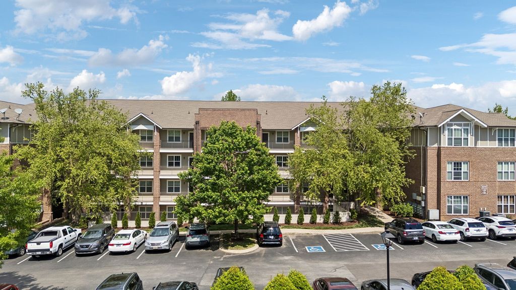 2310 Elliott Ave Apt 125, Nashville, TN 37204