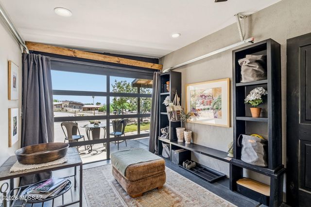 7449 N Bradley Place, Tucson, AZ 85741