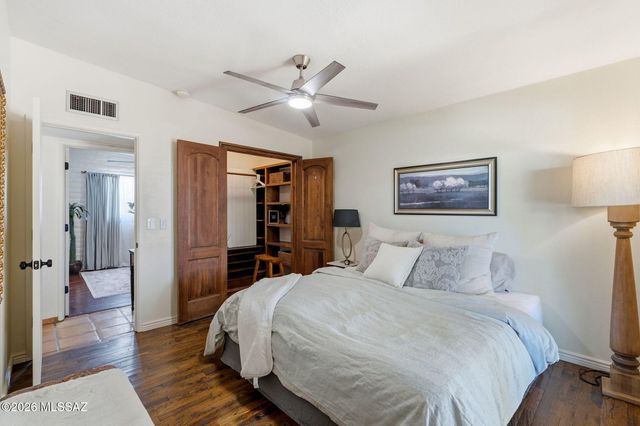 7449 N Bradley Place, Tucson, AZ 85741