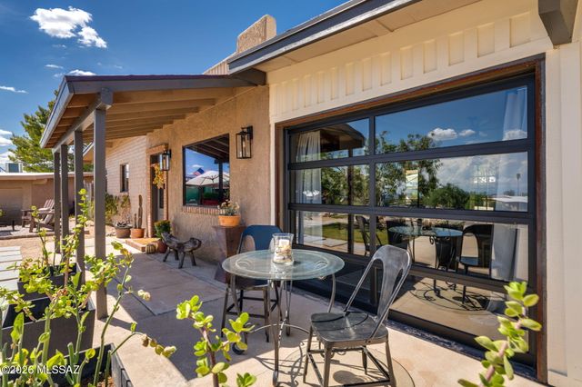 7449 N Bradley Place, Tucson, AZ 85741