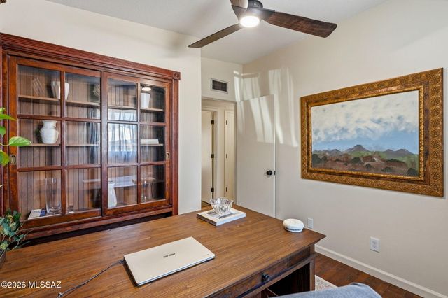 7449 N Bradley Place, Tucson, AZ 85741