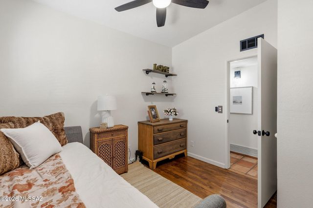 7449 N Bradley Place, Tucson, AZ 85741