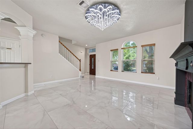 6710 Creek Village Drive, Katy, TX 77449