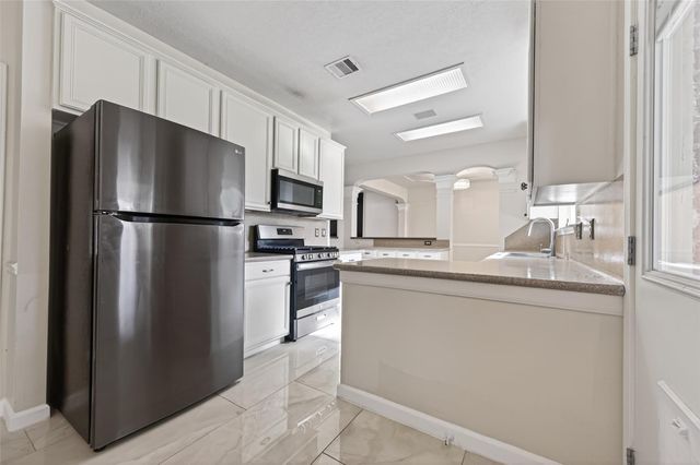 6710 Creek Village Drive, Katy, TX 77449