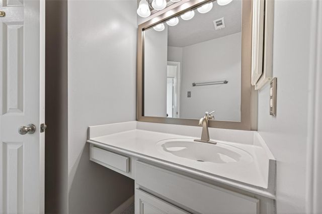 6710 Creek Village Drive, Katy, TX 77449