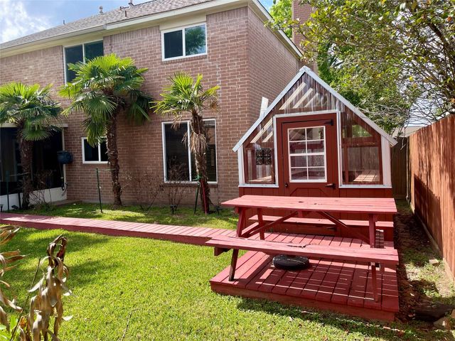 6710 Creek Village Drive, Katy, TX 77449