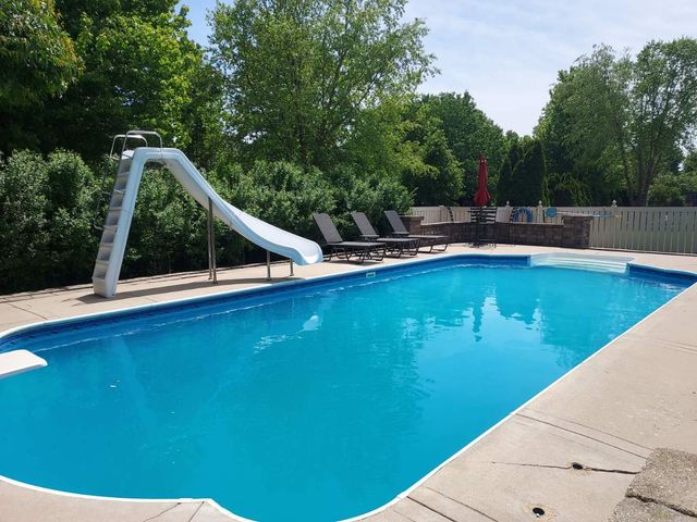1000 Butterfield Circle E, Shorewood, IL 60404