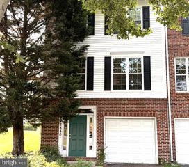 42840 GOLF VIEW DR, Chantilly, VA 20152