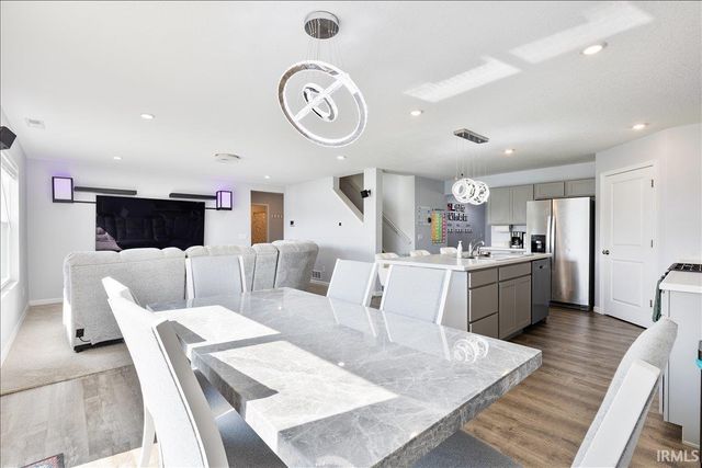 7962 Cordovan Cove, Fort Wayne, IN 46835