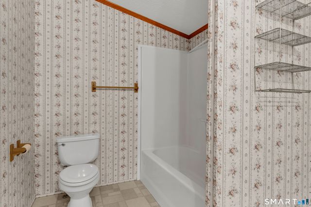 4 Maple Road, Southington, CT 06489