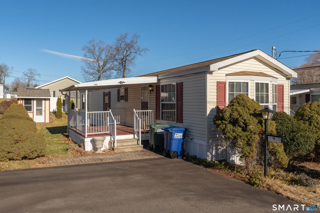 4 Maple Road, Southington, CT 06489