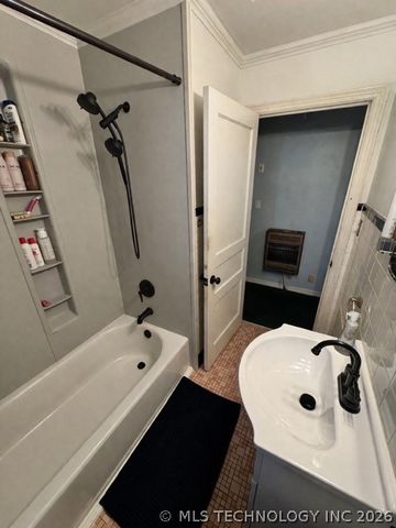 6211 E 5th Street, Tulsa, OK 74112