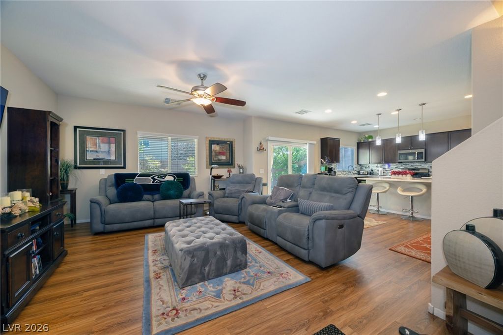 10821 Knickerbocker Avenue, Las Vegas, NV 89166 — photo 4