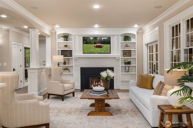 10910 NE 18th Place, Bellevue, WA 98004